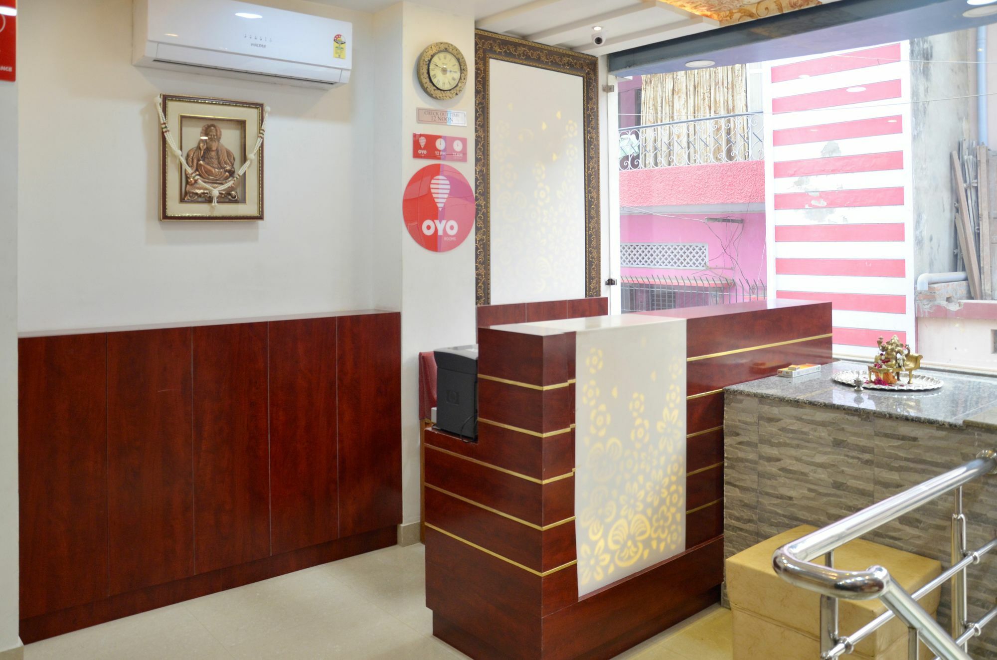 蓝山酒店 瓦拉纳西 外观 照片
